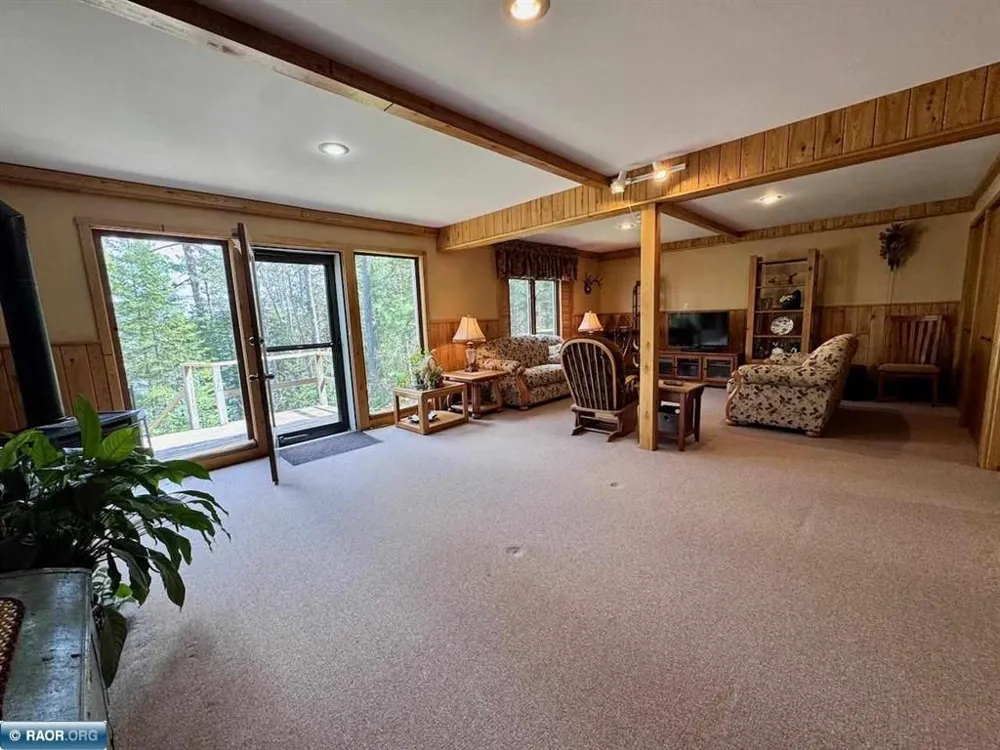 9245 Burris Drive Cook, MN 55723