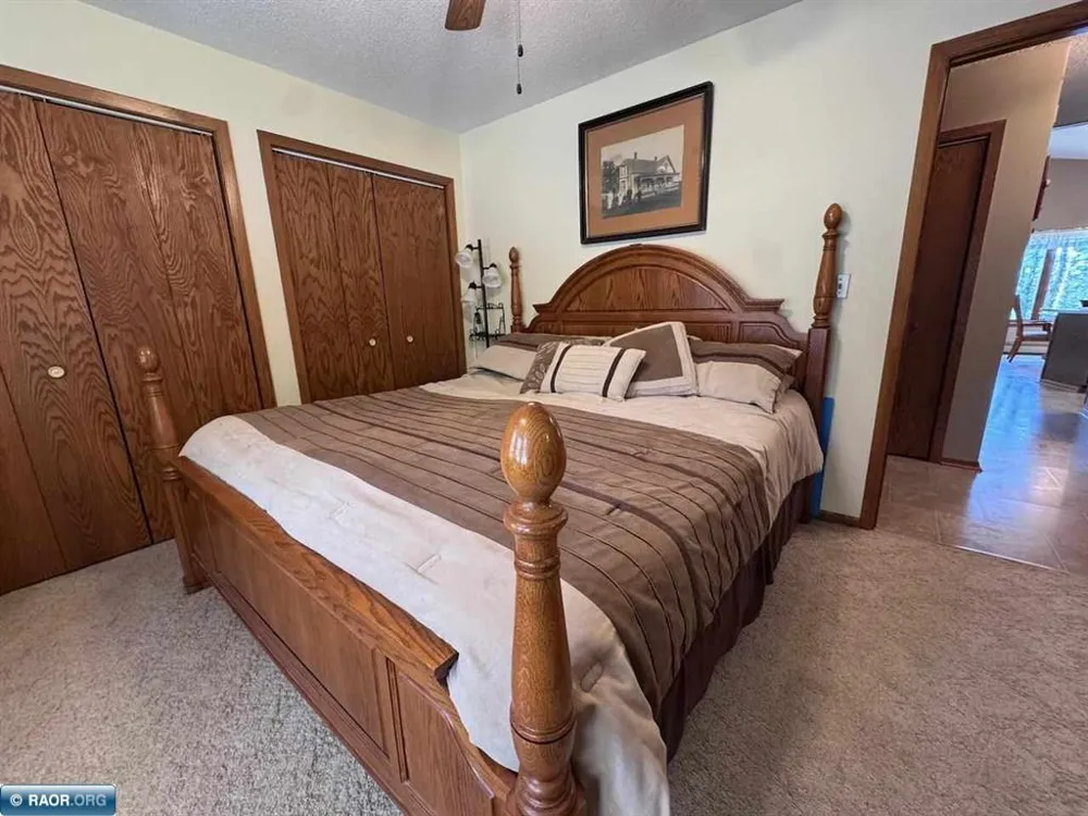 9245 Burris Drive Cook, MN 55723