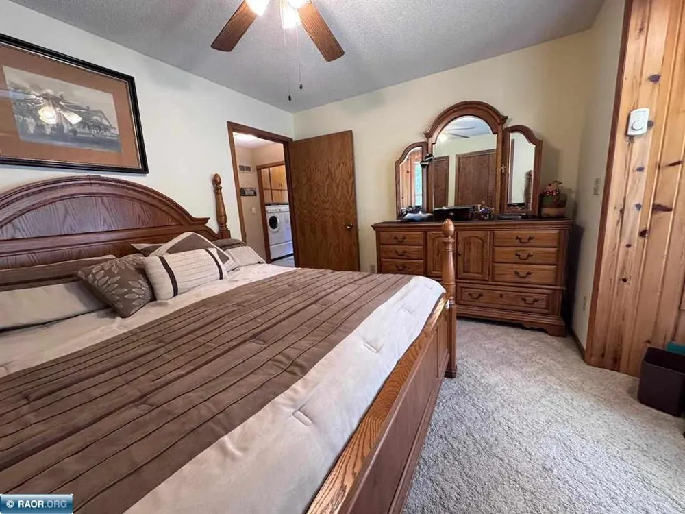 9245 Burris Drive Cook, MN 55723