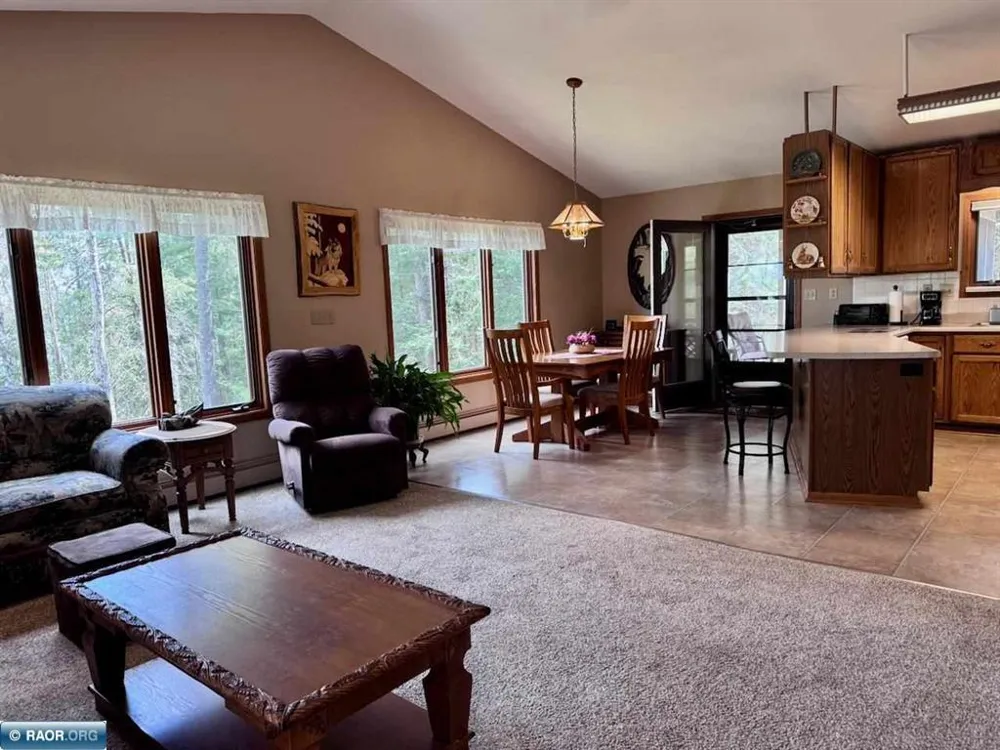 9245 Burris Drive Cook, MN 55723