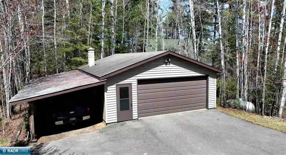 9245 Burris Drive Cook, MN 55723