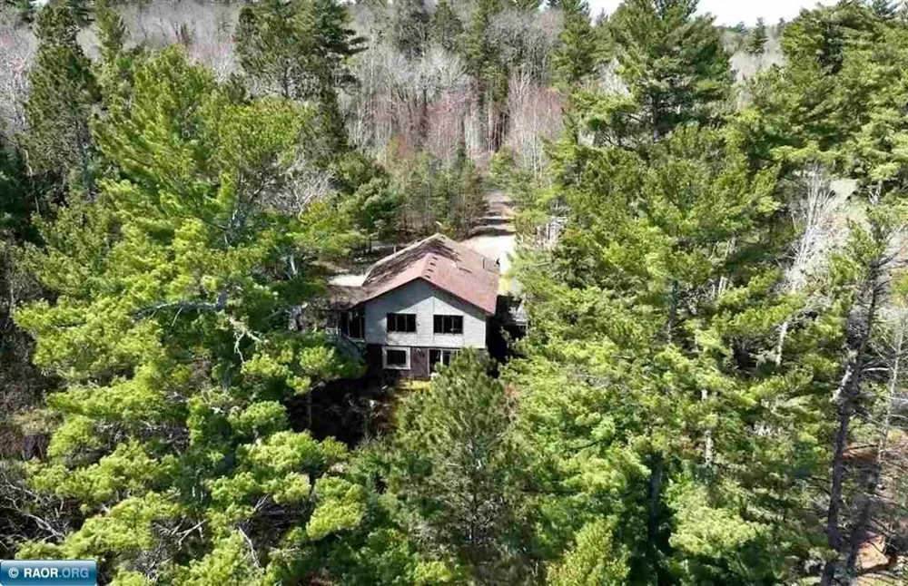 9245 Burris Drive Cook, MN 55723
