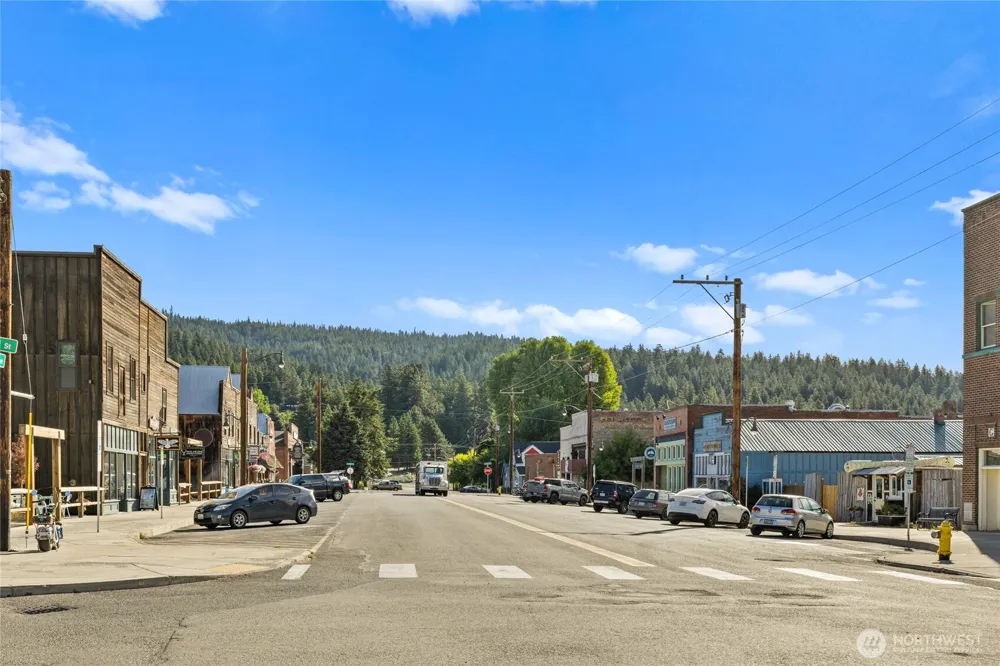 132 5th Street Roslyn, WA 98941