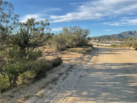 687 Saddleback Drive