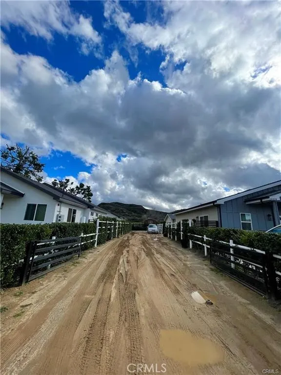 Lost Canyon Road Canyon Country, CA 91387