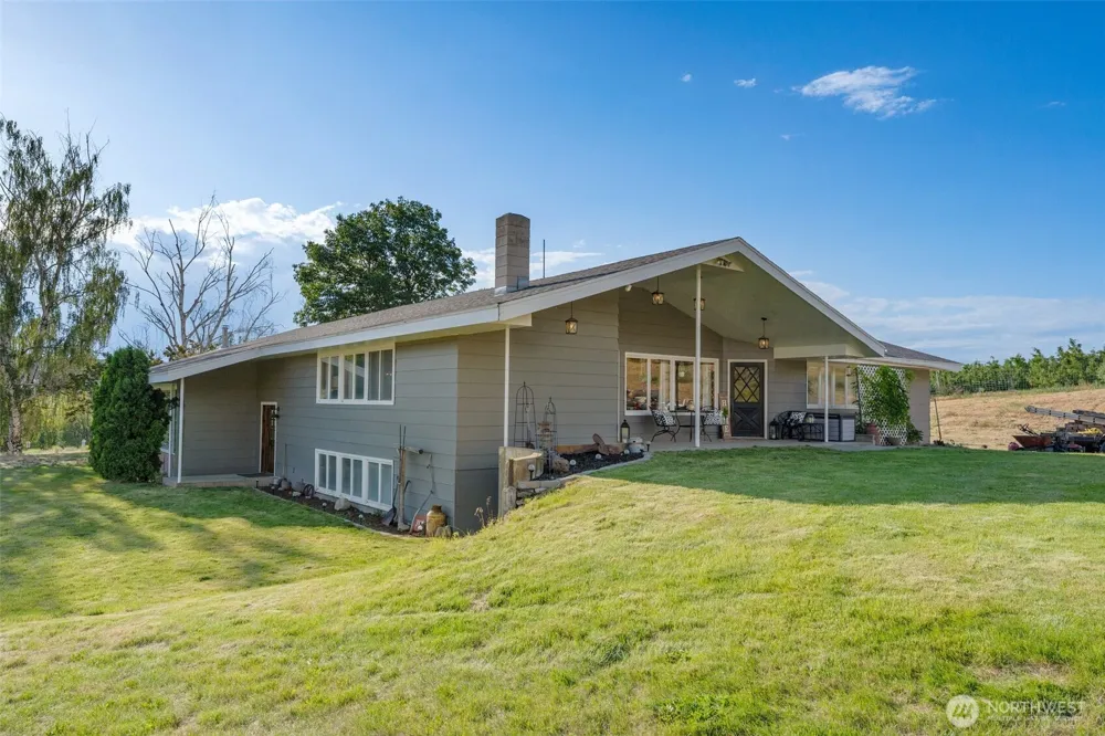 32026 Highway 97 Tonasket, WA 98855