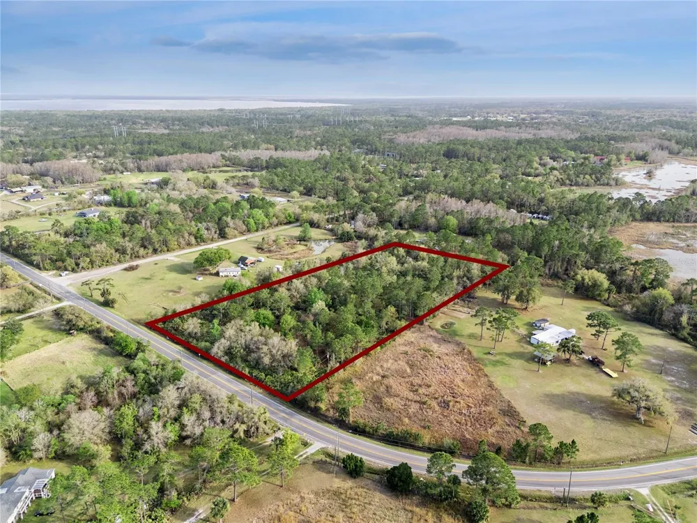 541 E OSCEOLA ROAD Geneva, FL 32732