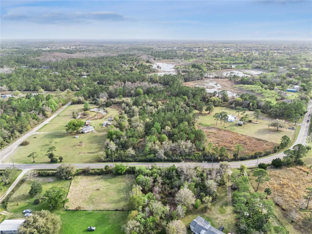 541 E OSCEOLA ROAD Geneva, FL 32732