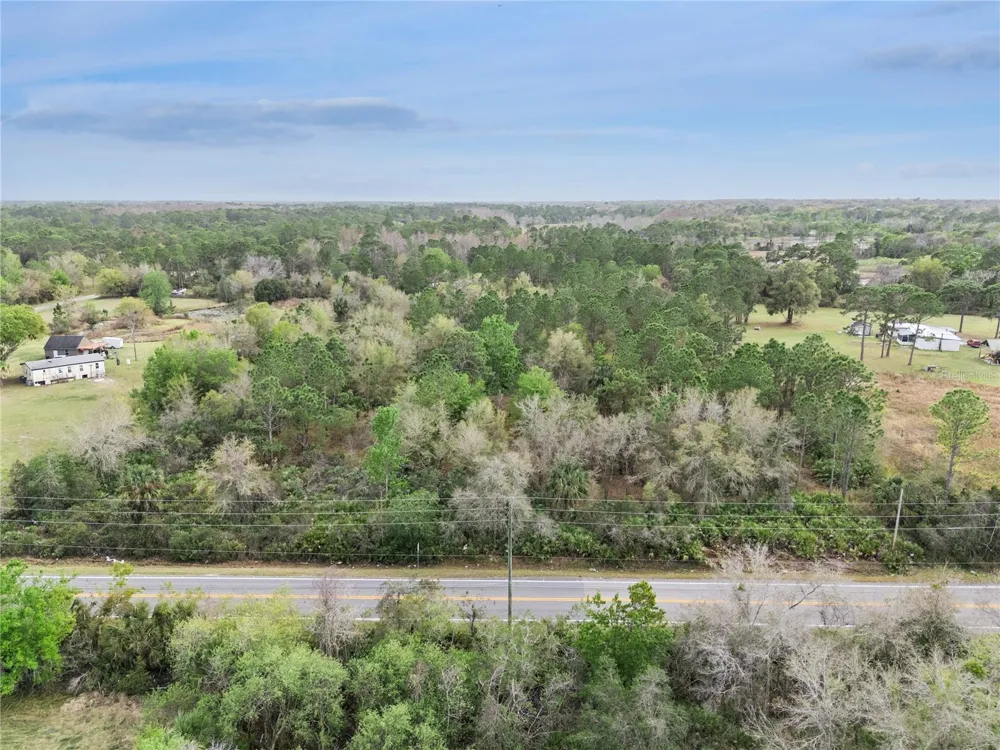 541 E OSCEOLA ROAD Geneva, FL 32732