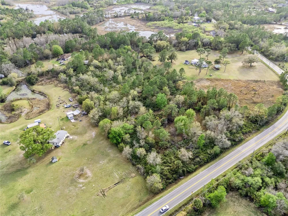 541 E OSCEOLA ROAD Geneva, FL 32732
