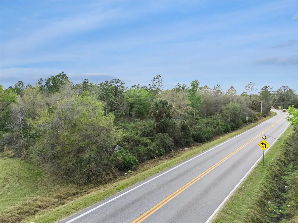 541 E OSCEOLA ROAD Geneva, FL 32732