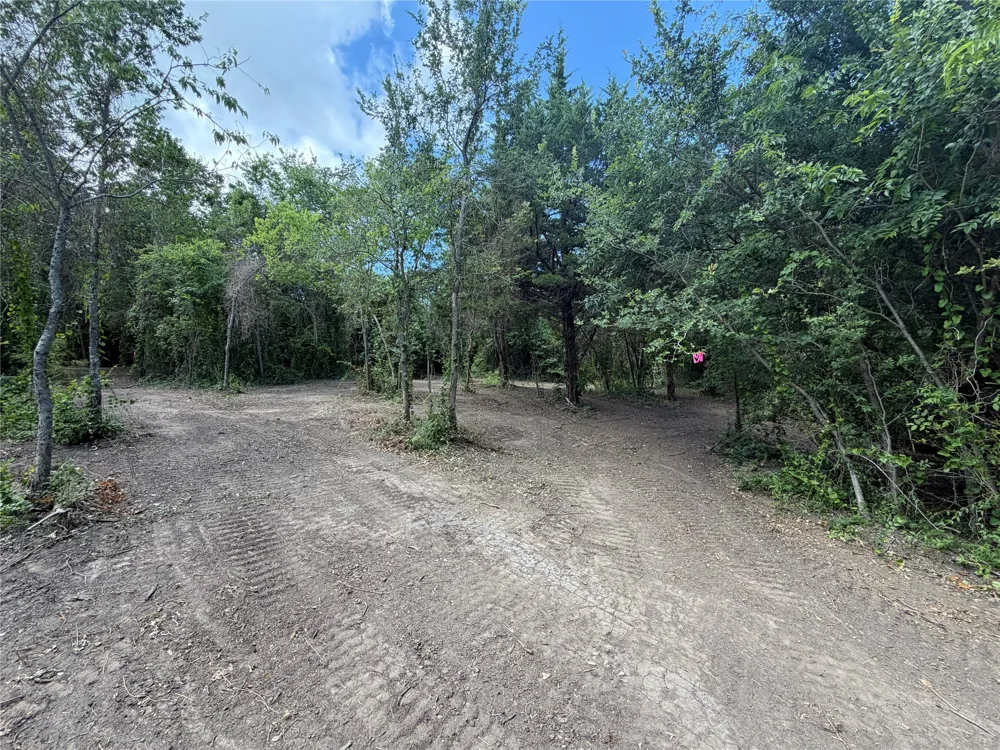 Sandswitch Road Ennis, TX 75119