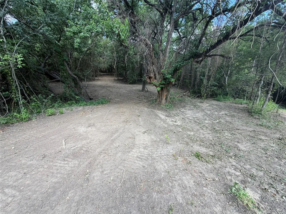 Sandswitch Road Ennis, TX 75119