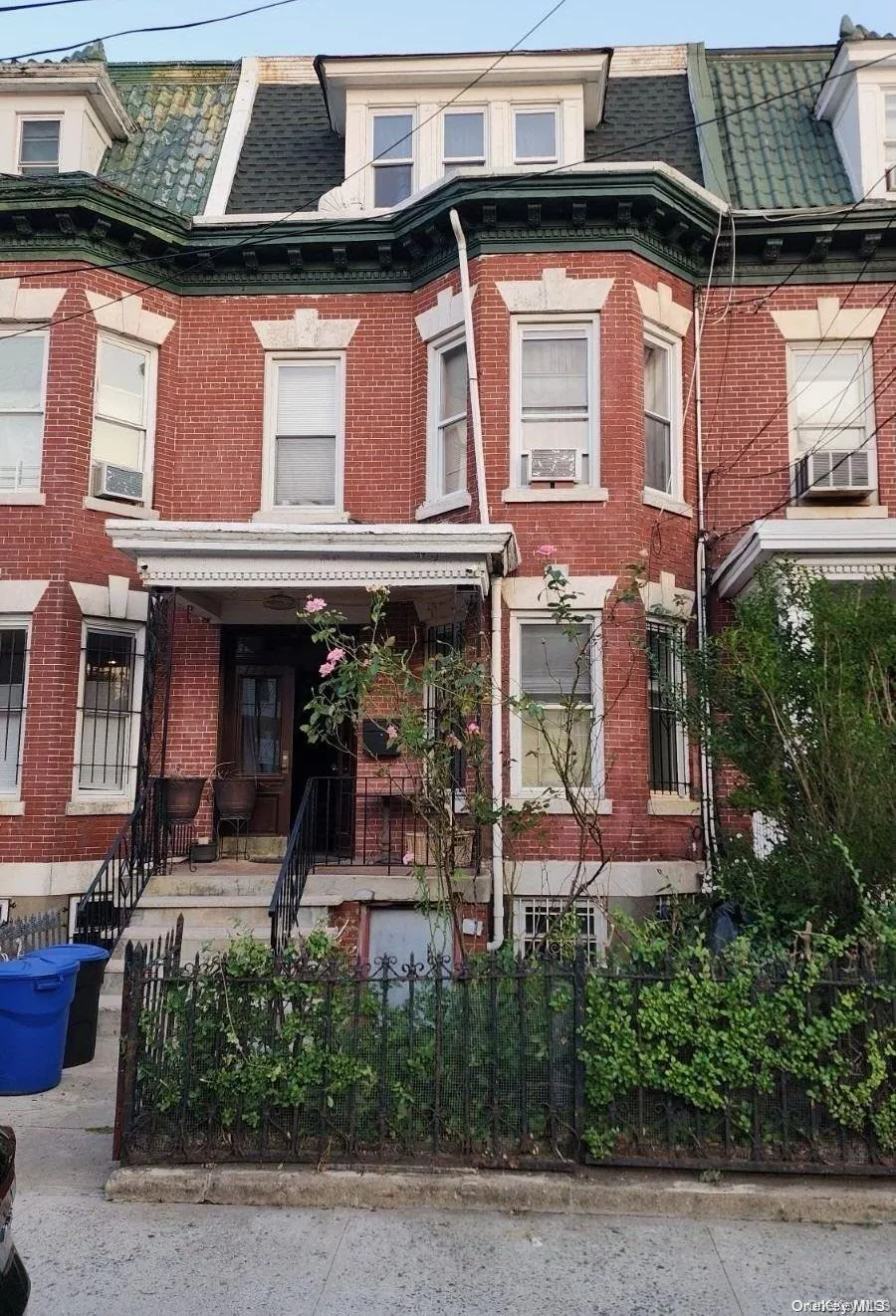 776 Hewitt Bronx, NY 10455