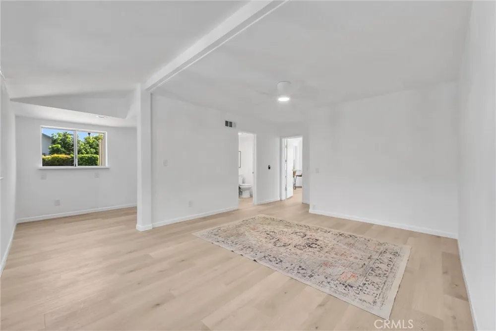 527 W Palm Redlands, CA 92373