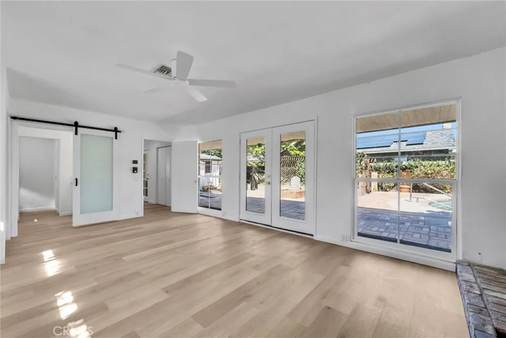 527 W Palm Redlands, CA 92373