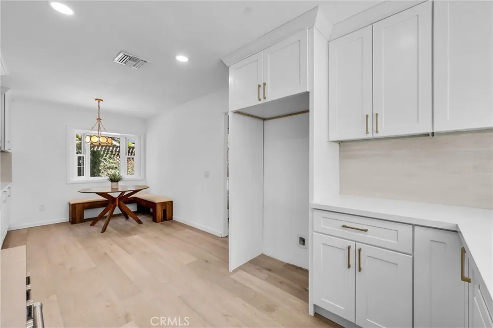 527 W Palm Redlands, CA 92373