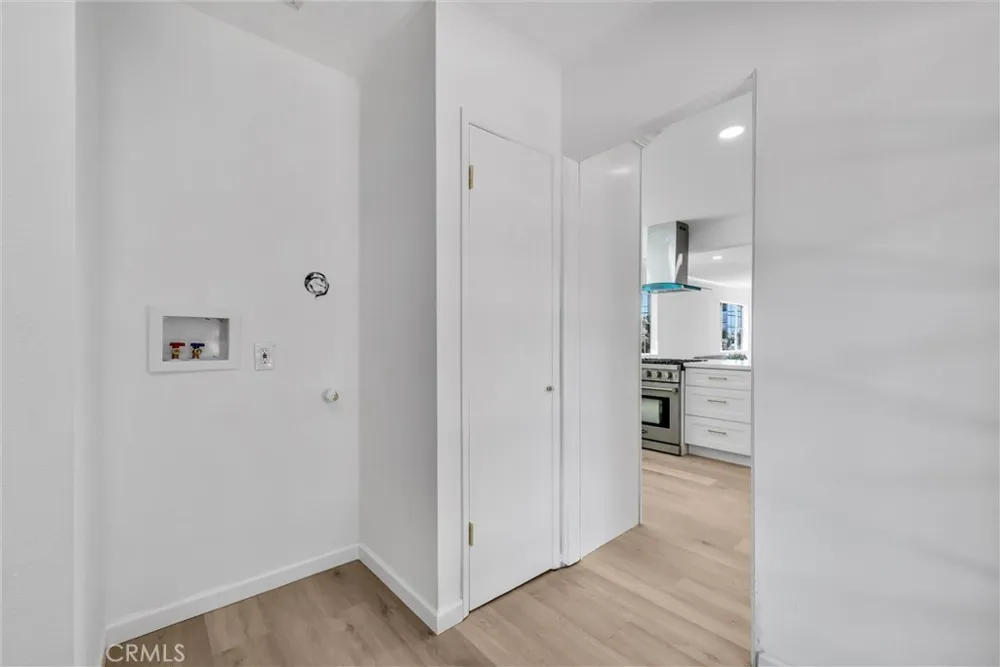 527 W Palm Redlands, CA 92373