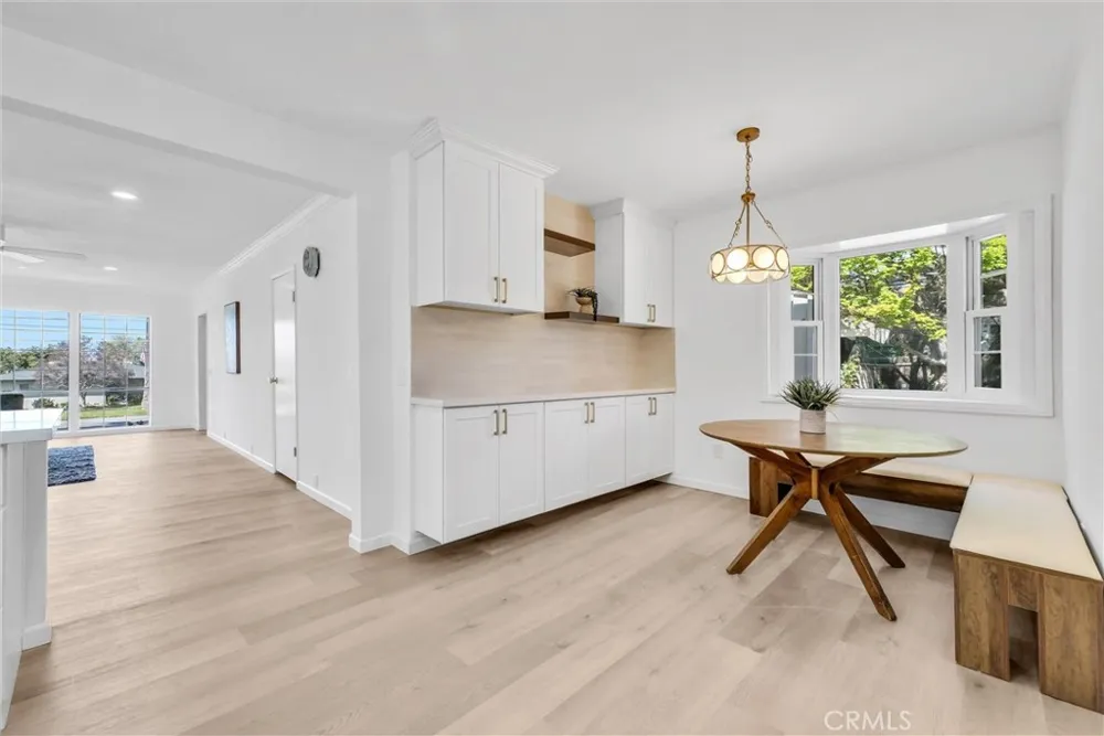 527 W Palm Redlands, CA 92373