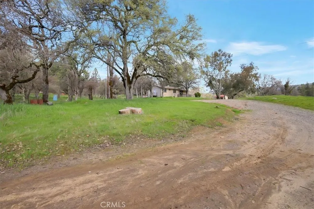 10447 Texas Hill Road Dobbins, CA 95935