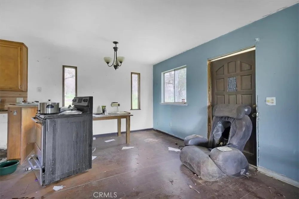 10447 Texas Hill Road Dobbins, CA 95935