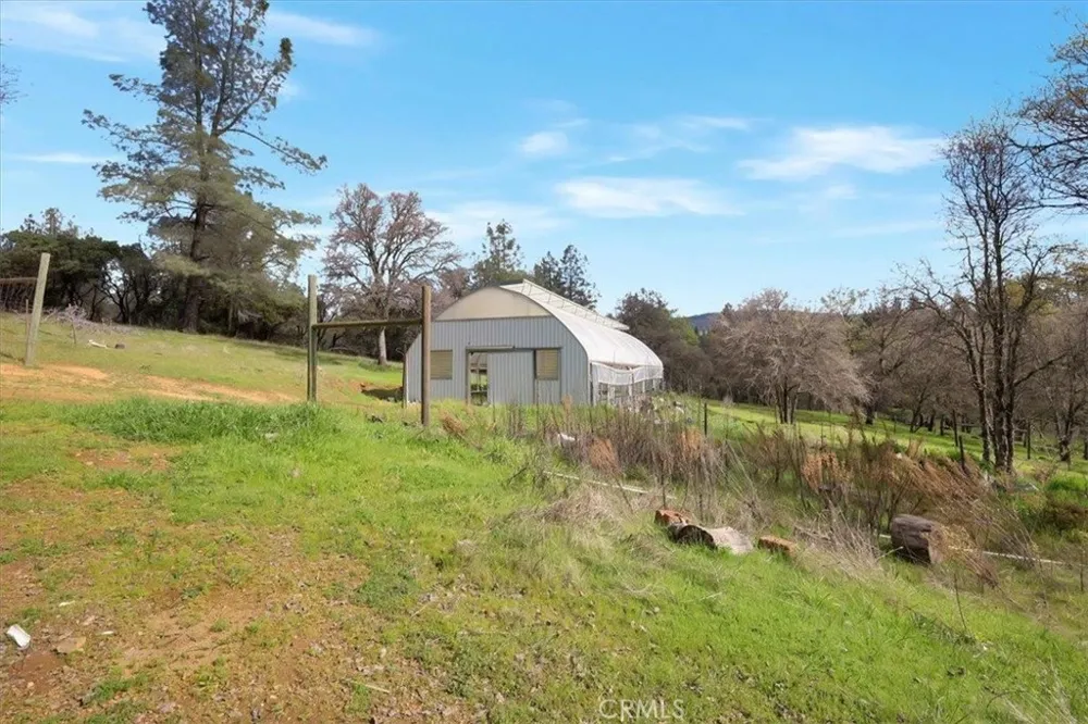 10447 Texas Hill Road Dobbins, CA 95935