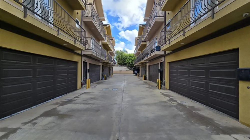 26007 Marjan Harbor City, CA 90710
