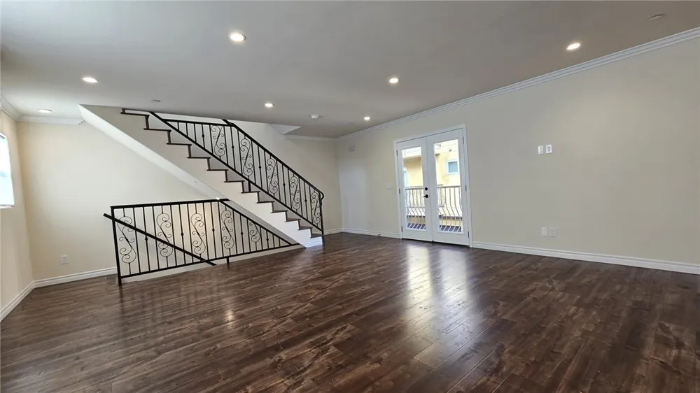 26007 Marjan Harbor City, CA 90710