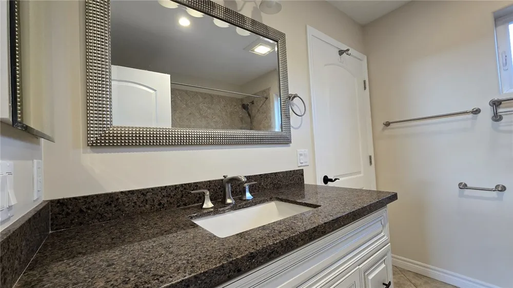 26007 Marjan Harbor City, CA 90710