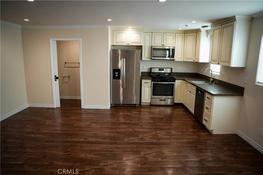 26007 Marjan Harbor City, CA 90710