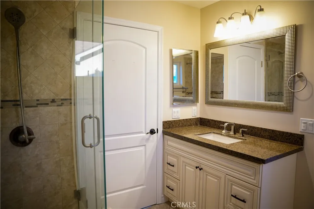 26007 Marjan Harbor City, CA 90710