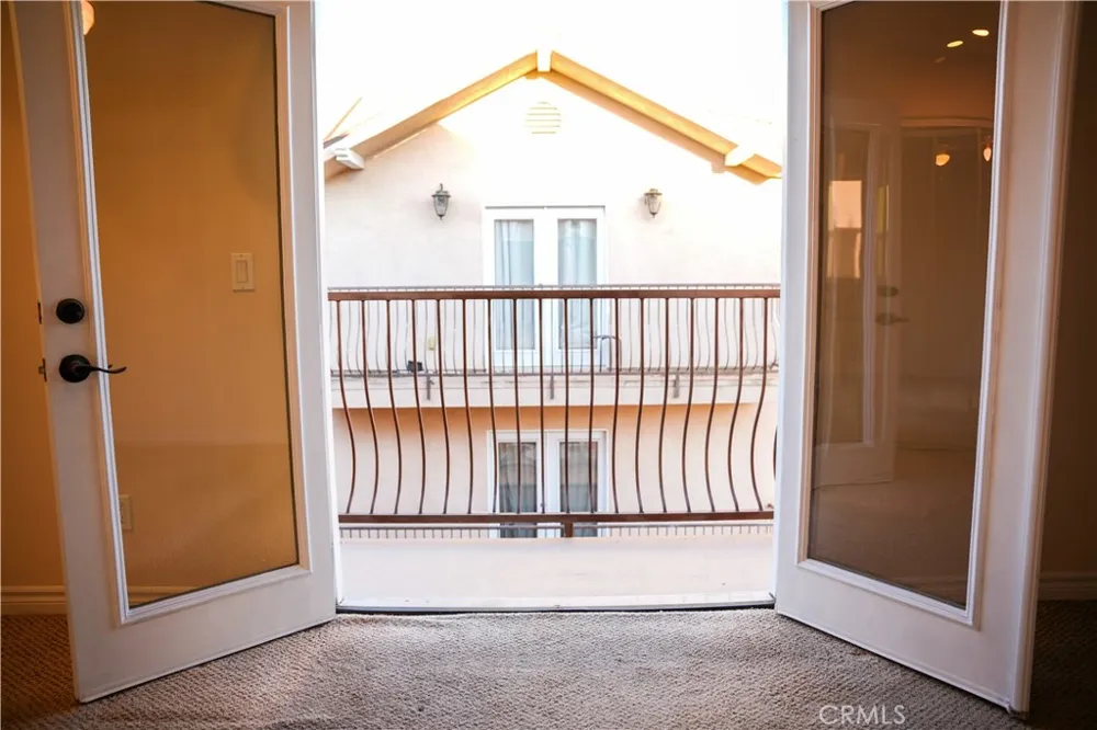 26007 Marjan Harbor City, CA 90710