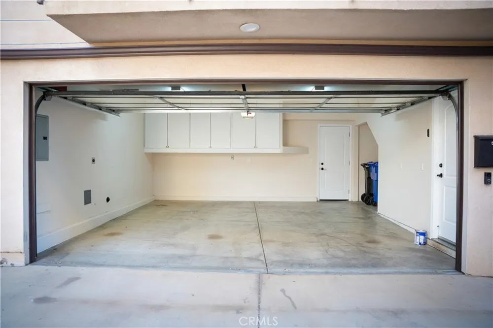 26007 Marjan Harbor City, CA 90710