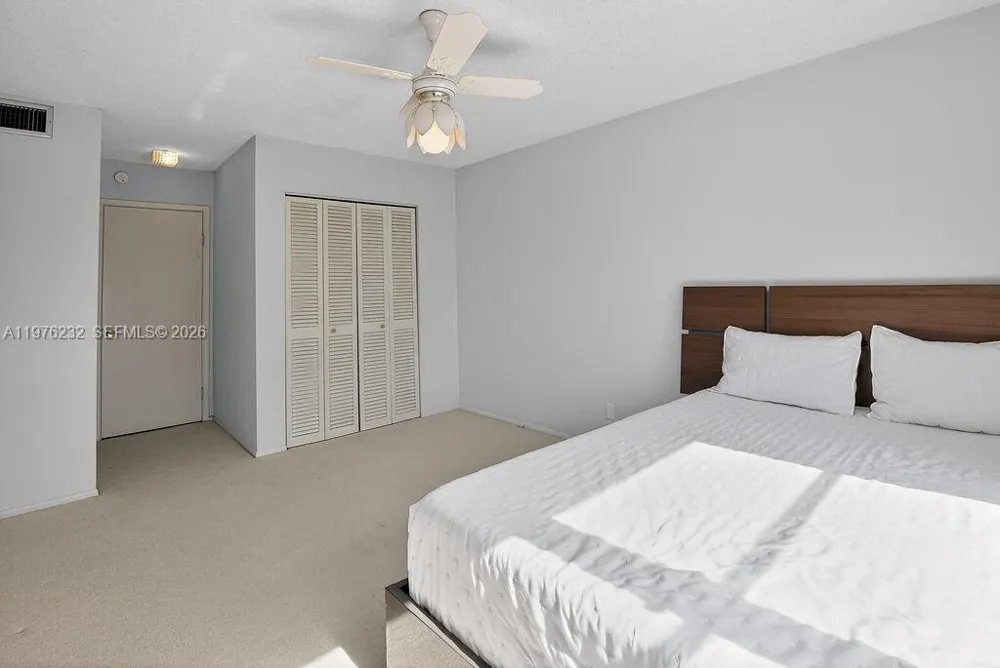 300 Diplomat Pkwy #601 Hallandale Beach, FL 33009