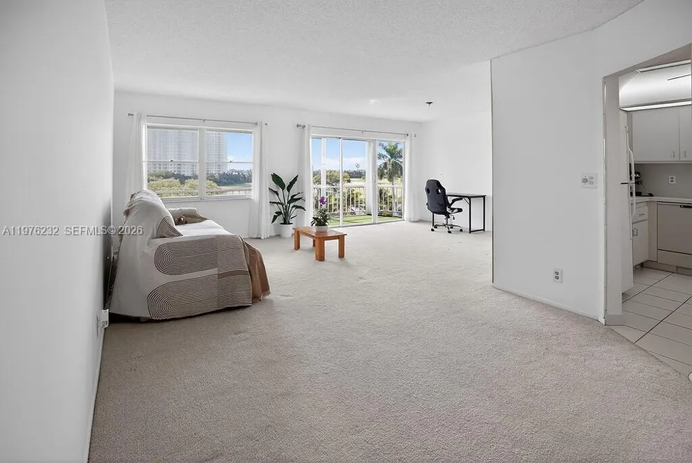 300 Diplomat Pkwy #601 Hallandale Beach, FL 33009