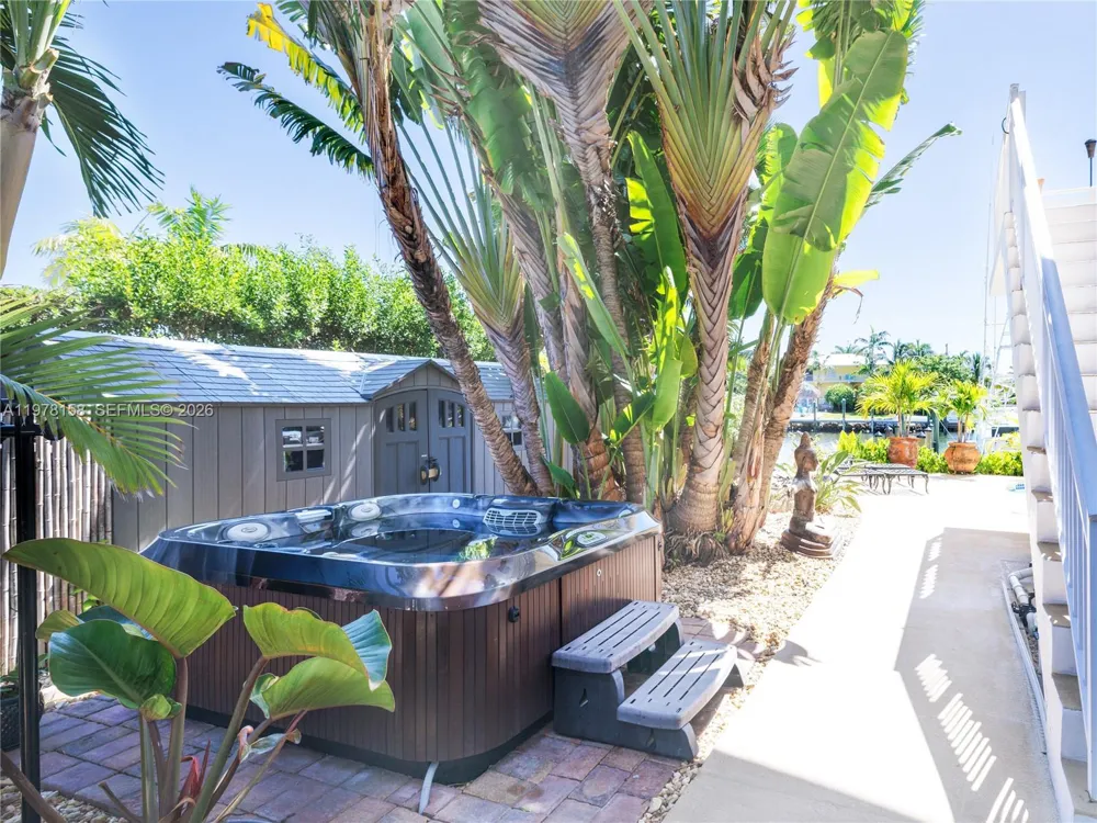 14 Avenue F Marathon, FL 33050