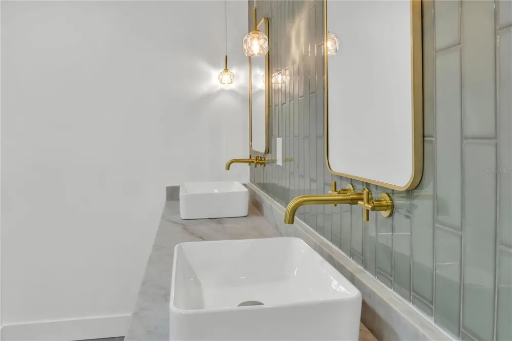 3033 WISTER CIRCLE Valrico, FL 33596