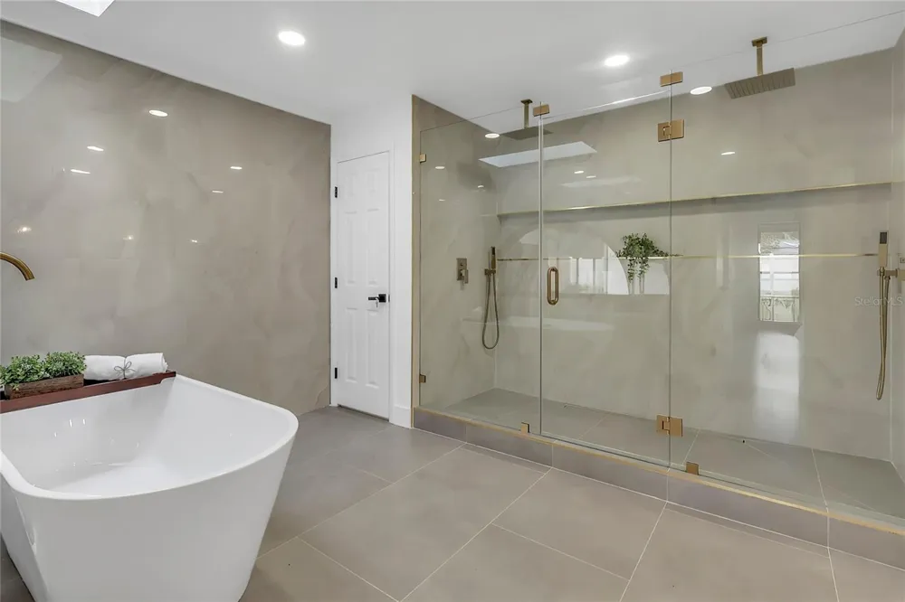 3033 WISTER CIRCLE Valrico, FL 33596