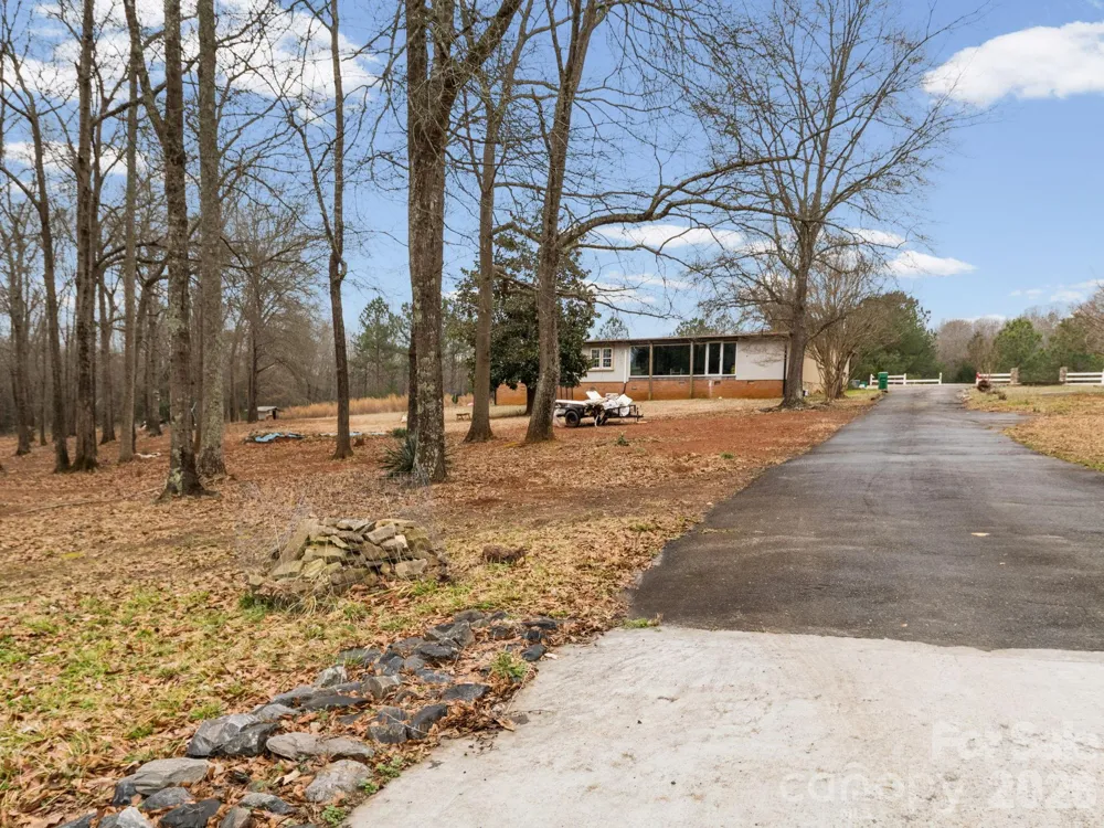 166 Fleece Lane Mooresboro, NC 28114