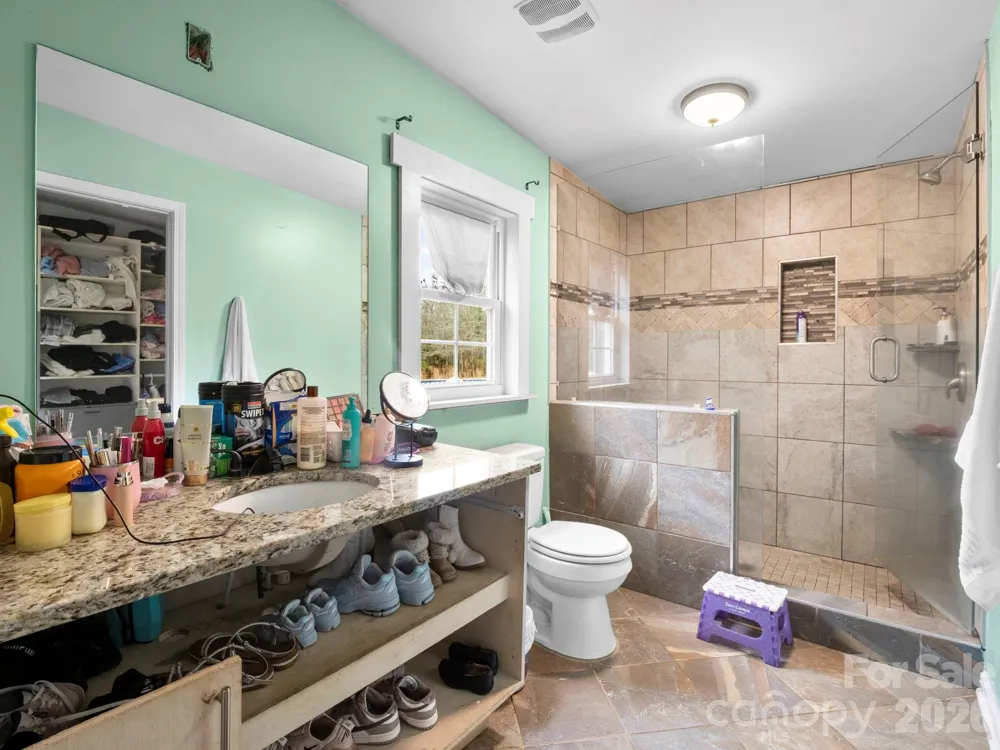 166 Fleece Lane Mooresboro, NC 28114