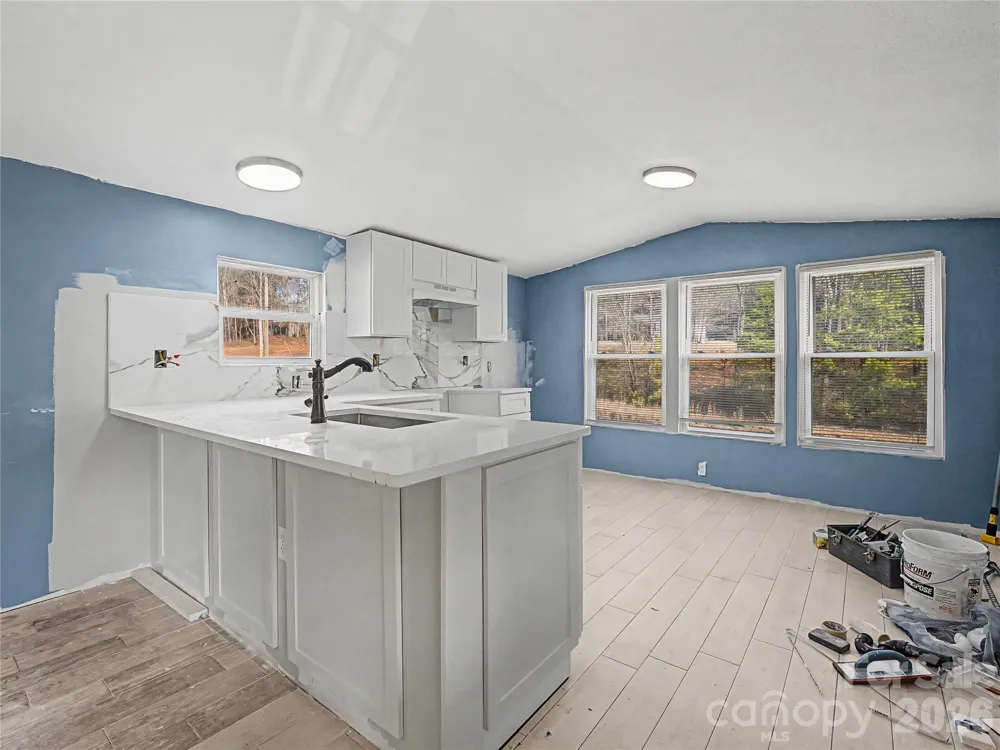 166 Fleece Lane Mooresboro, NC 28114