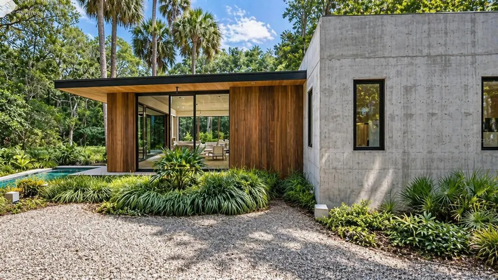 936 PARADISE BOULEVARD Georgetown, FL 32139