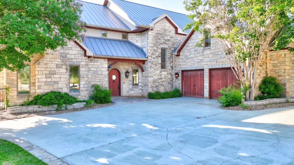 175 Bay Hill Drive Possum Kingdom Lake, TX 76449