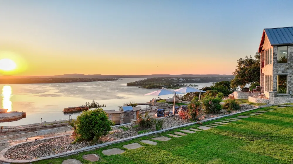 175 Bay Hill Drive Possum Kingdom Lake, TX 76449