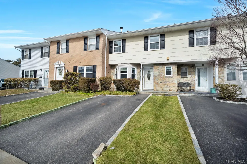 11 Manors Drive Jericho, NY 11753