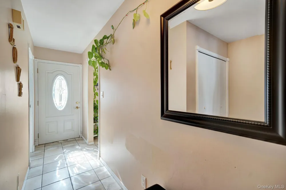 11 Manors Drive Jericho, NY 11753