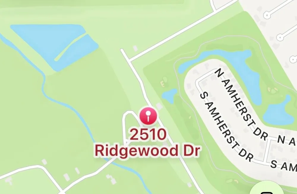 2510 Ridgewood Drive West Columbia, TX 77486