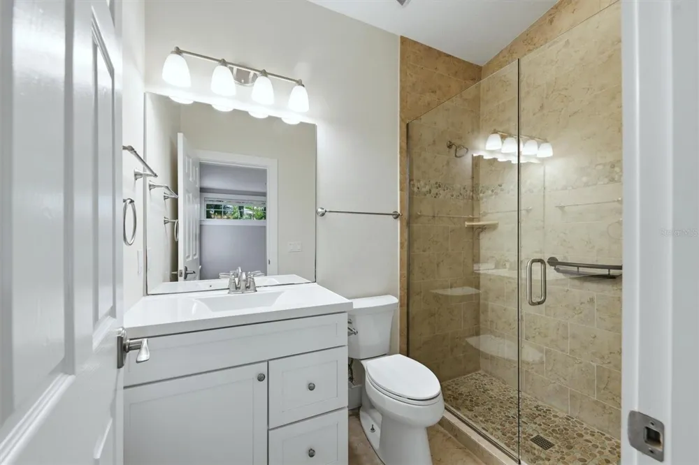 5803 DE PALMAS AVENUE Holmes Beach, FL 34217
