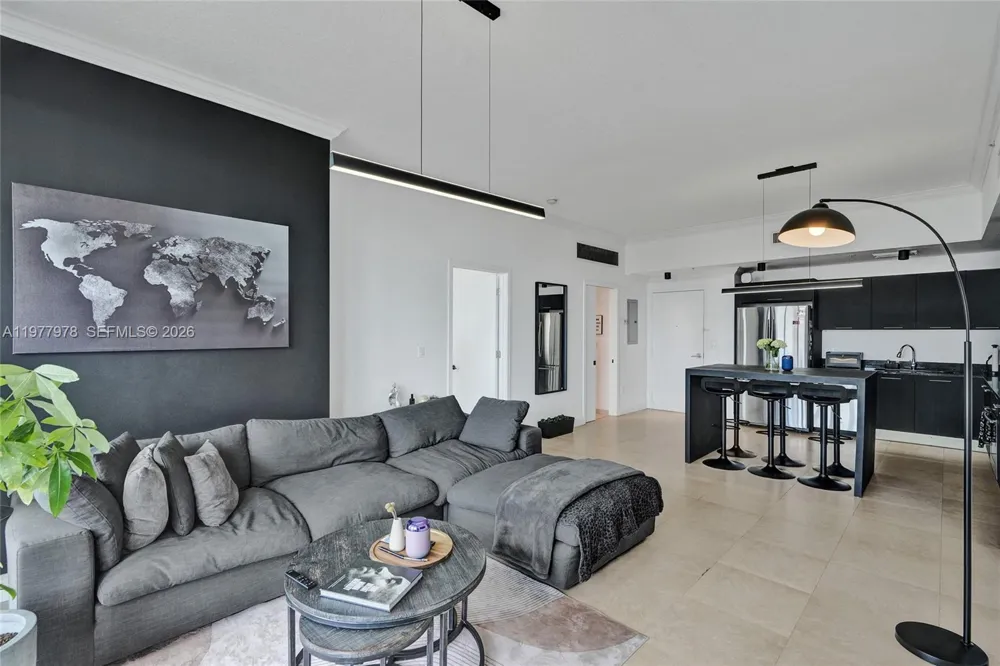 3470 E Coast Ave #H0708 Miami, FL 33137