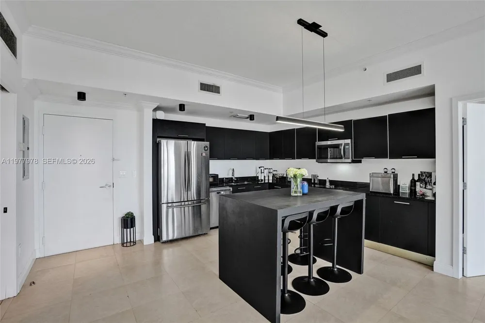 3470 E Coast Ave #H0708 Miami, FL 33137